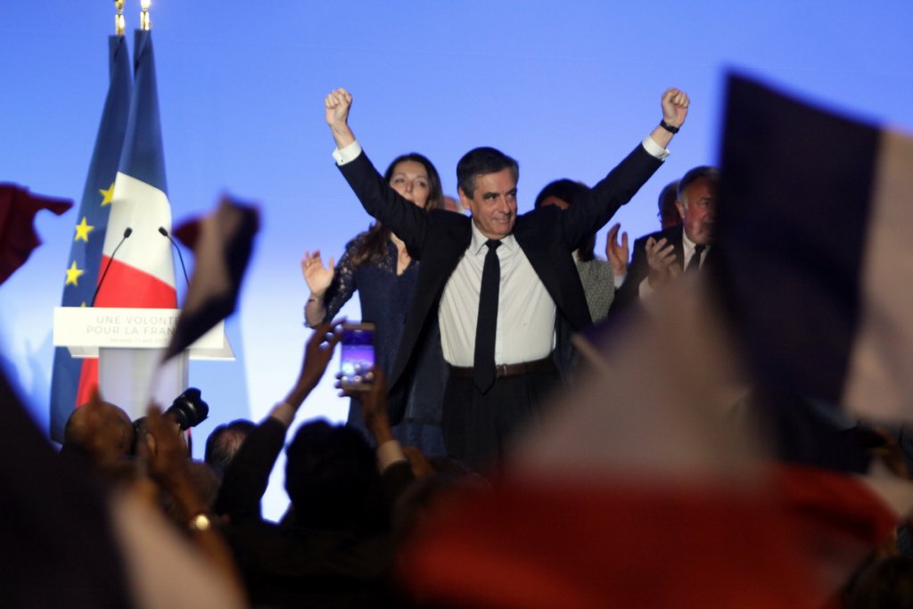 François Fillon, s'en est tenu à ses fondamentaux en tenant un discours droitier devant les 4 000 personnes présentes au Parc Chanot à Marseille (Photo Robert Poulain)