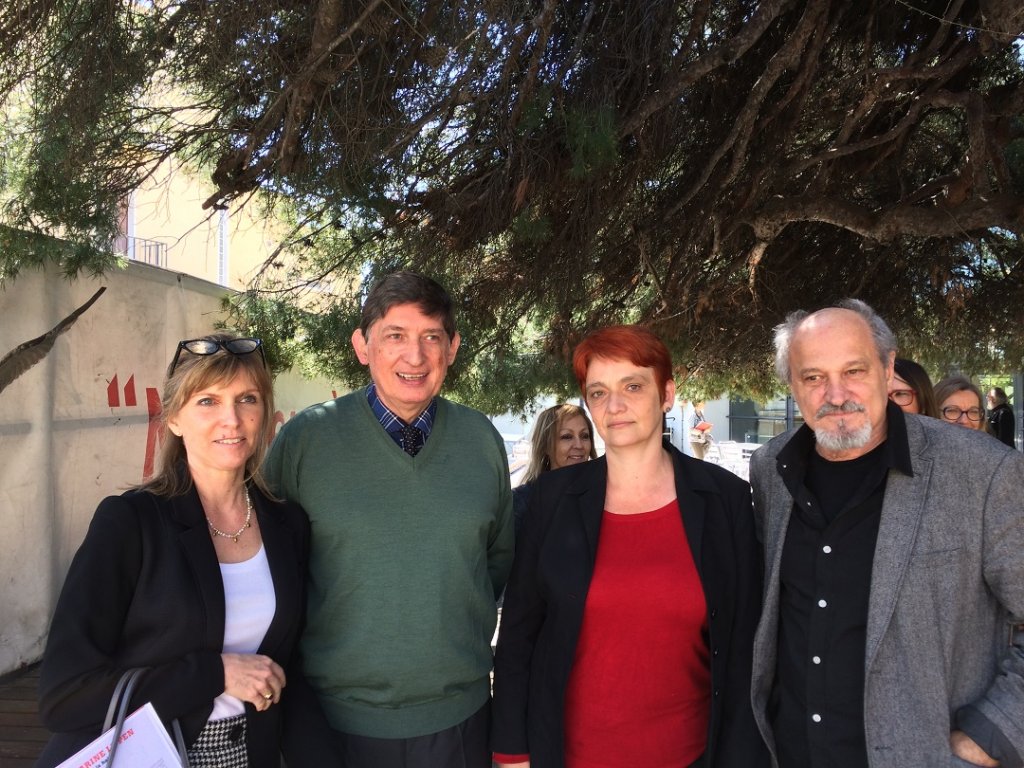 Les psychanalystes Pamela King et Hervé Castanet, Agnès Freschel journaliste et militante et Richard Martin, directeur du théâtre Toursky (Photo M.B.)