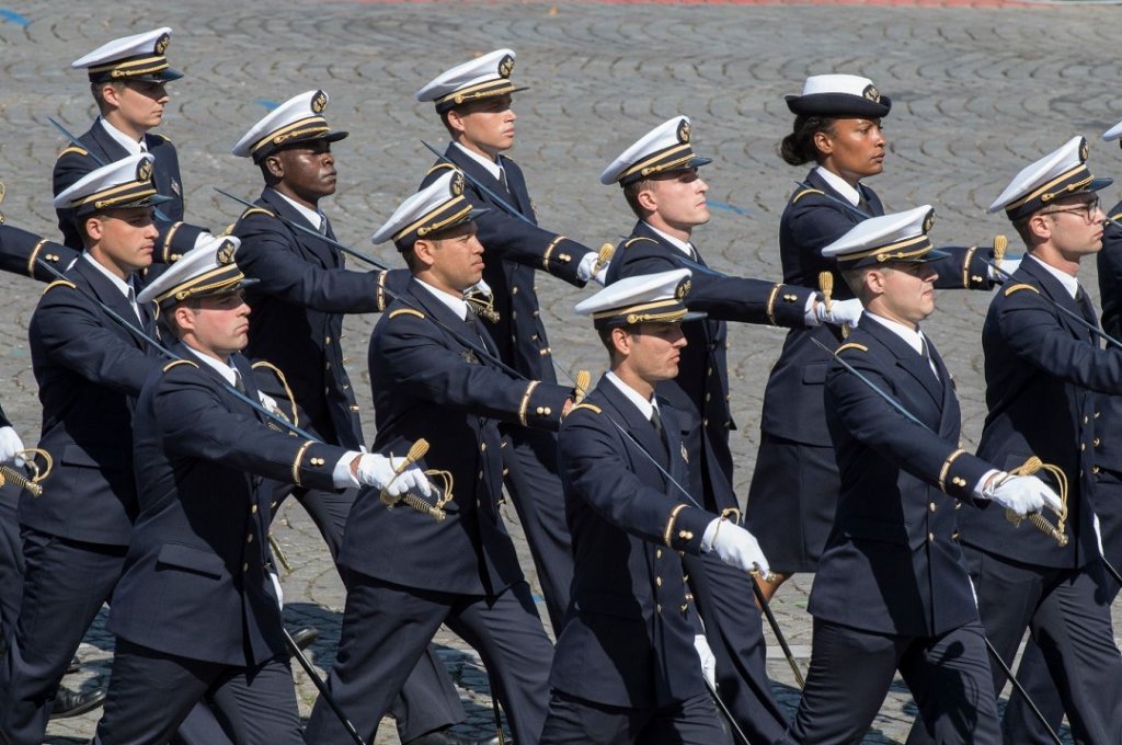 14 juillet 2017 : la promotion Voie Sacrée défile sur les Champs-Elysées. (Photo ECPAD)