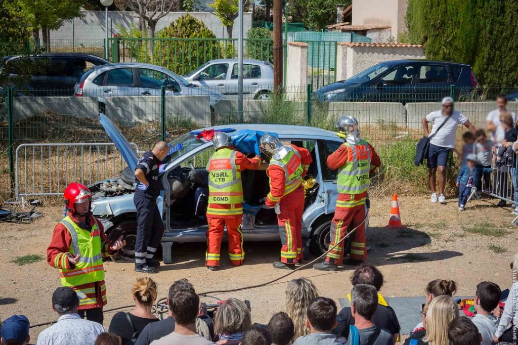 Manœuvre de désincarcération (Photo BMPM/MOT Chevrieux)