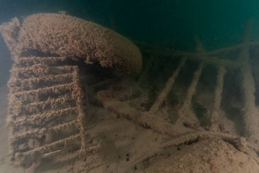 Photo d'Olivier Bianchimani (Septentrion Environnement) lors de la préplongée dans le Vieux-Port au mois de septembre