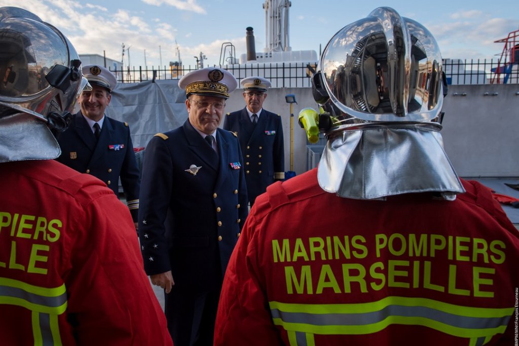 Visite de l'amiral Christophe Prazuck au Bataillon de marins pompiers de Marseille (Photo BMPM/MN: François Etourneau)