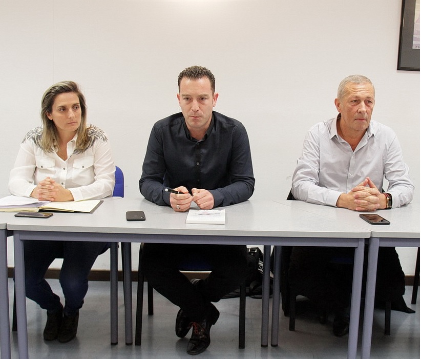 Audrey Jolibois, Franck Bergamini et René Neuherz ont dénoncé une situation des hôpitaux de Marseille dramatique mais également dangereuse pour les personnels et pour tous les patients (Photo Robert Poulain)