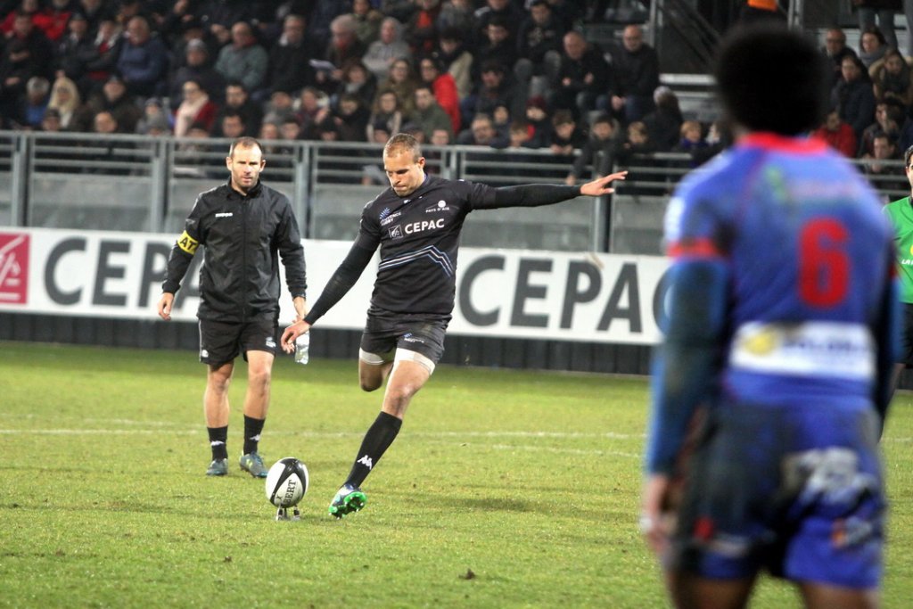 Avec 27 point marqués, sur 47, Florent Massip a encore tenu la baraque samedi soir. (Photo Robert Poulain)