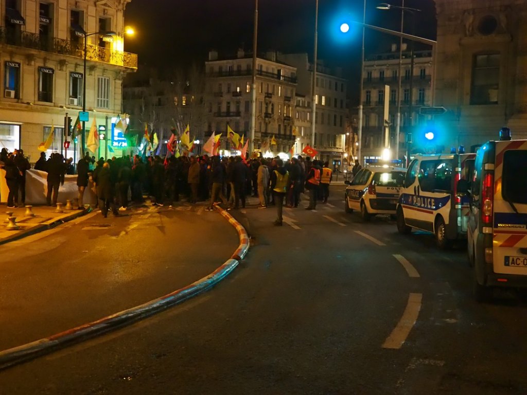 Les manifestants se sont positionnés devant le consulat des États-Unis à Marseille (Photo Hagay Sobol)