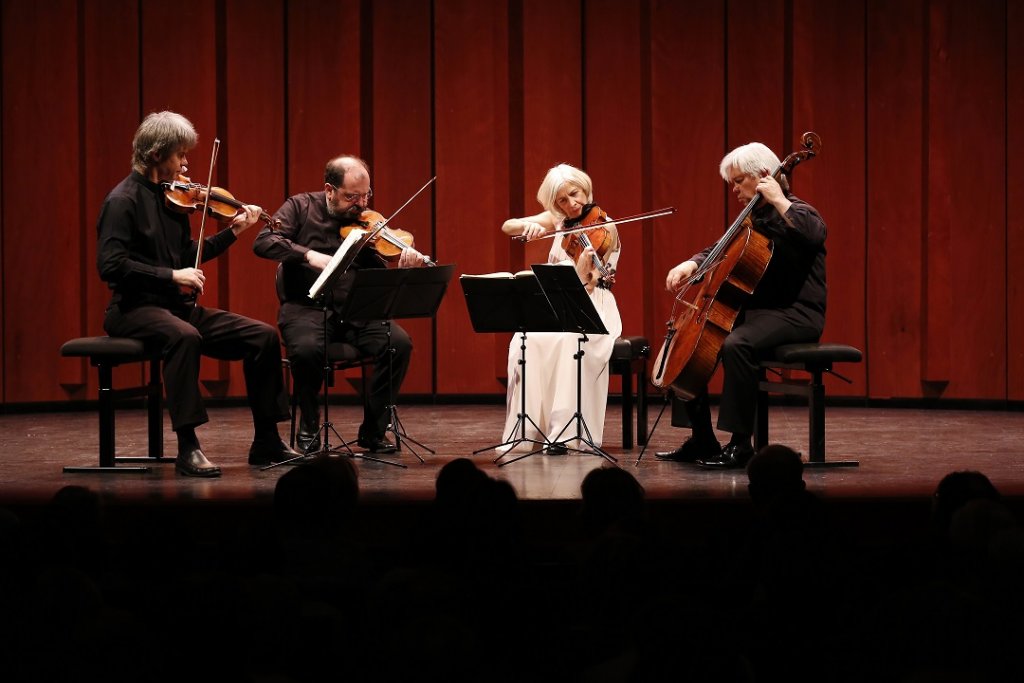 Les musiciens du quatuor Hagen, tout entiers au service de la musique. (Photo Caroline Doutre)