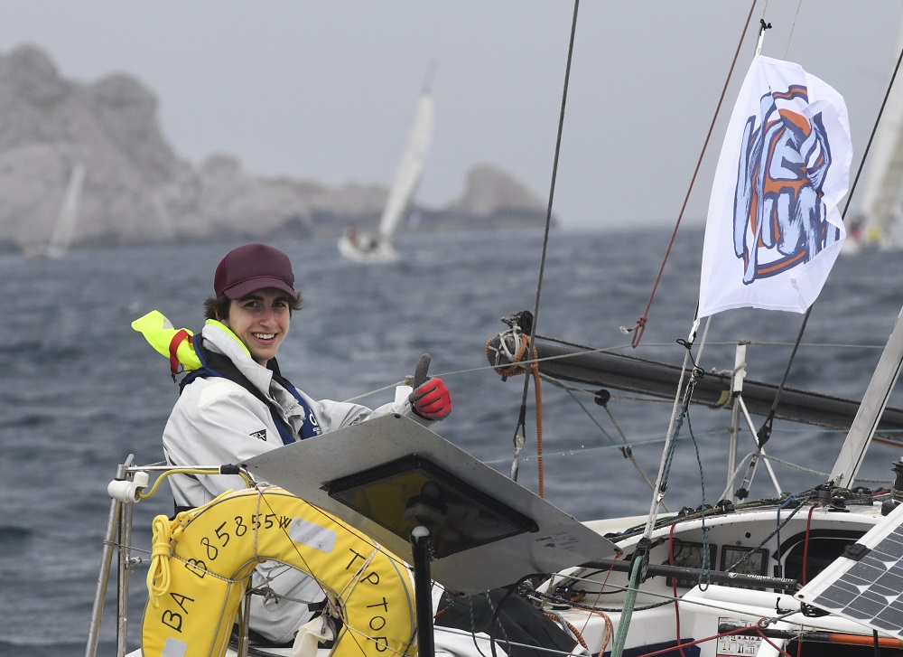 Pep Costa, 19 ans faisait sa première régate en solitaire (Photo Francis Habert)