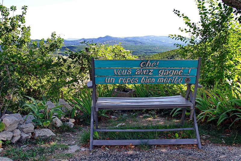 Ça se pose un peu là (Photo Robert Poulain)