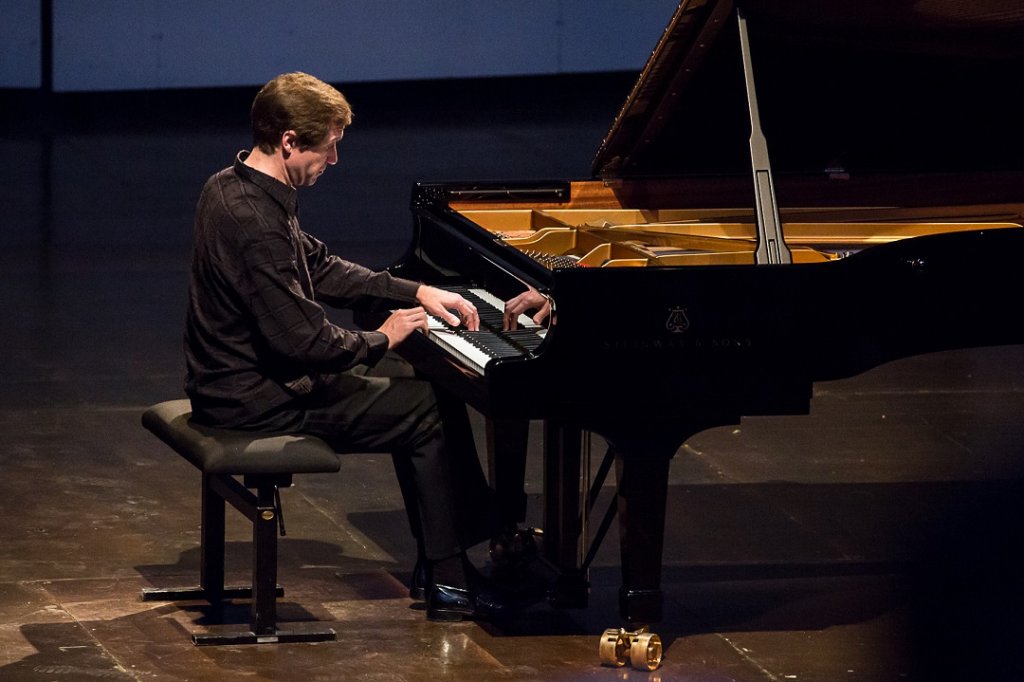 Nikolaï Lugansky, pianiste virtuose nous a fait voyager chez Debussy, Chopin et Rachmaninov (Photo Christophe Grémiot)