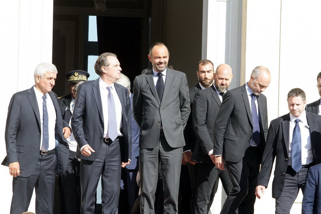 Le Premier ministre à Marseille entouré de Renaud Muselier, président de la région Sud et Hervé Morin, président des Régions de France au lendemain de l'Appel de Marseille (Photo Robert Poulain)