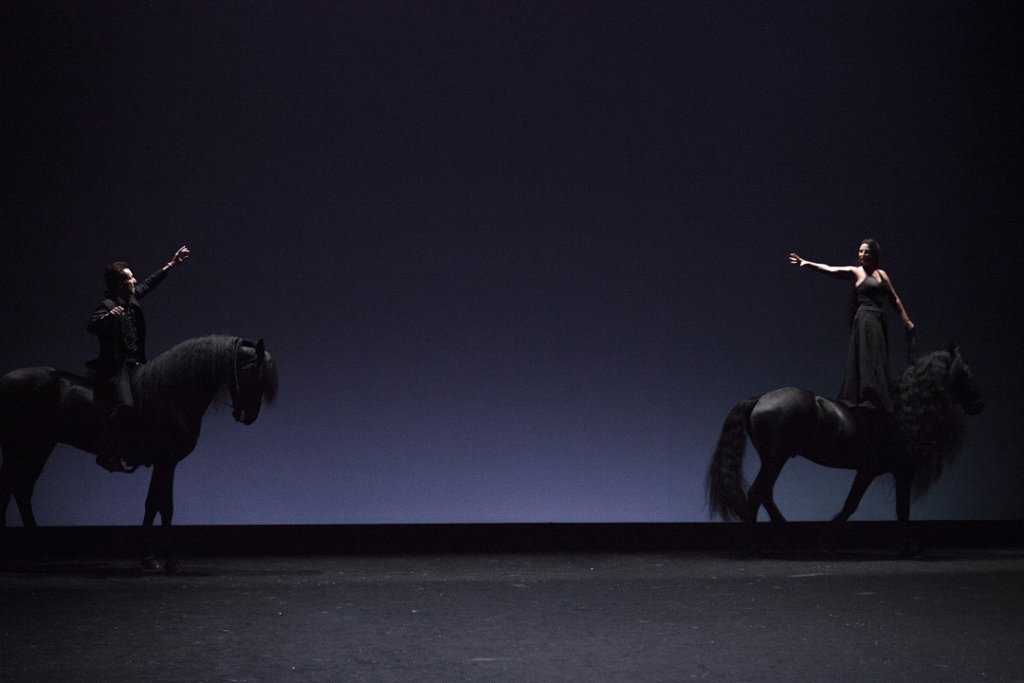 Camille & Manolo dans "Centaures, quand nous étions enfants" de Fabrice Melquiot © Jeanne Roualet