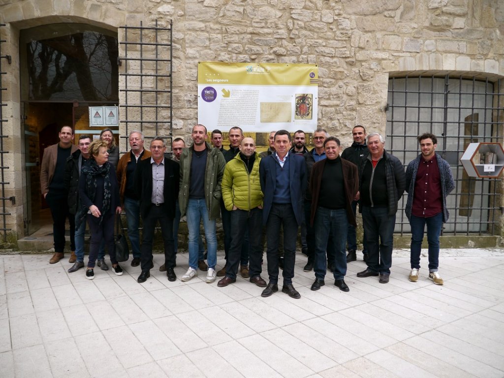 Les vignerons de la Sainte-Victoire ont fêté leur moisson de médailles du concours général agricole. (Photo M.E.)