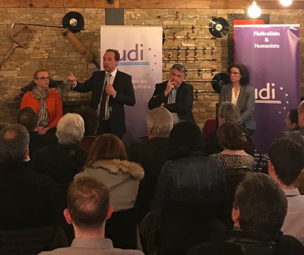 Christophe Lagarde président de l'UDI était en meeting à Aix-en-Provence en présence de la sénatrice Sophie Joissains, présidente de la fédération UDI des Bouches-du-Rhône (Photo D.R.)