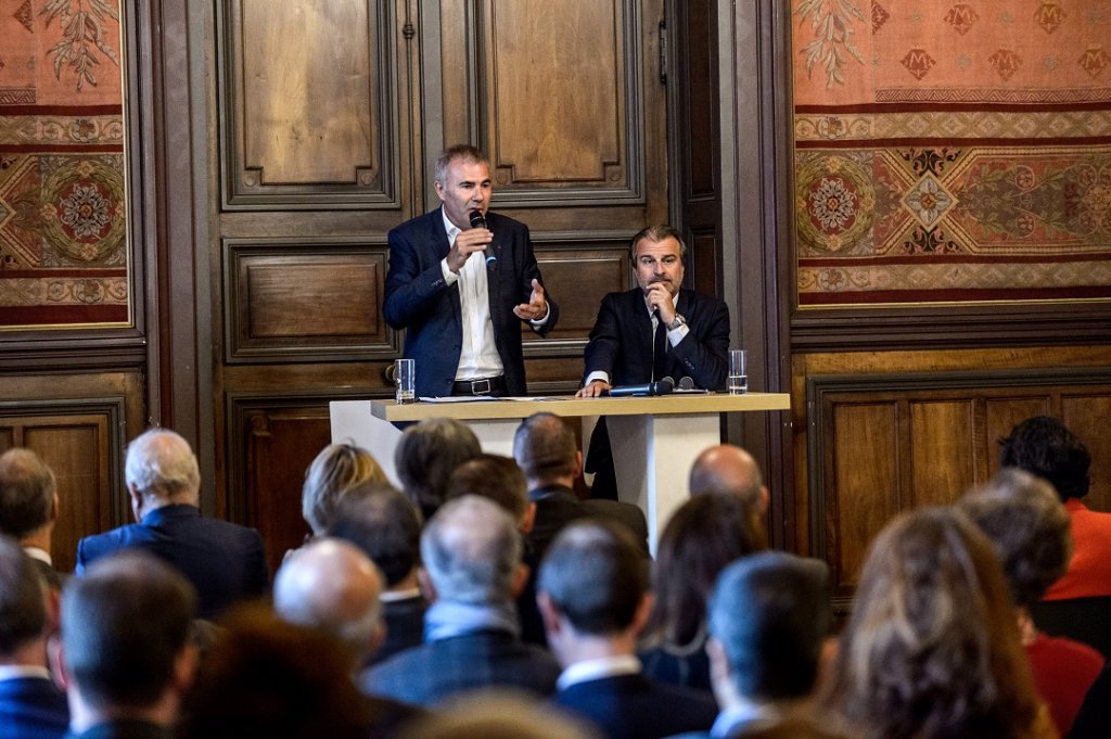 Pierre Pelouzet et Jean-Luc Chauvin face à un public de chefs d'entreprise pour mettre en exergue "l'appel au médiateur d'entreprises" (Photo François Moura)