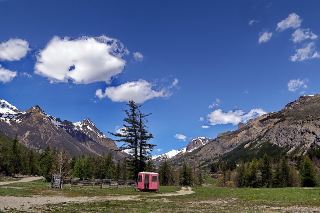 Est-ce que Barbara Cartland serait passée en ces hauts lieux (Photo Robert Poulain)