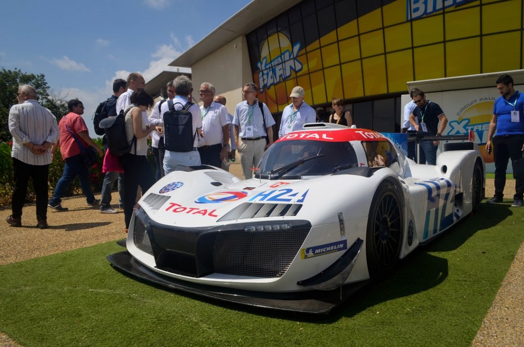 Prototype de course électrique hydrogène la Green GT exposée pour l'occasion (Photo D.R /Circuit Paul Ricard)