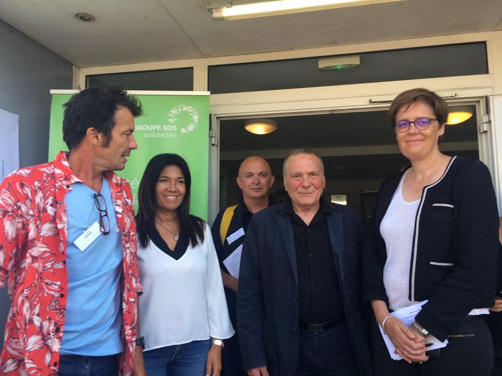 Philippe Duret a fait visiter l'UHU à Samia Ghali, Roger Ruzé, Xavier Méry et Marie Aubert (Photo Groupe SOS)