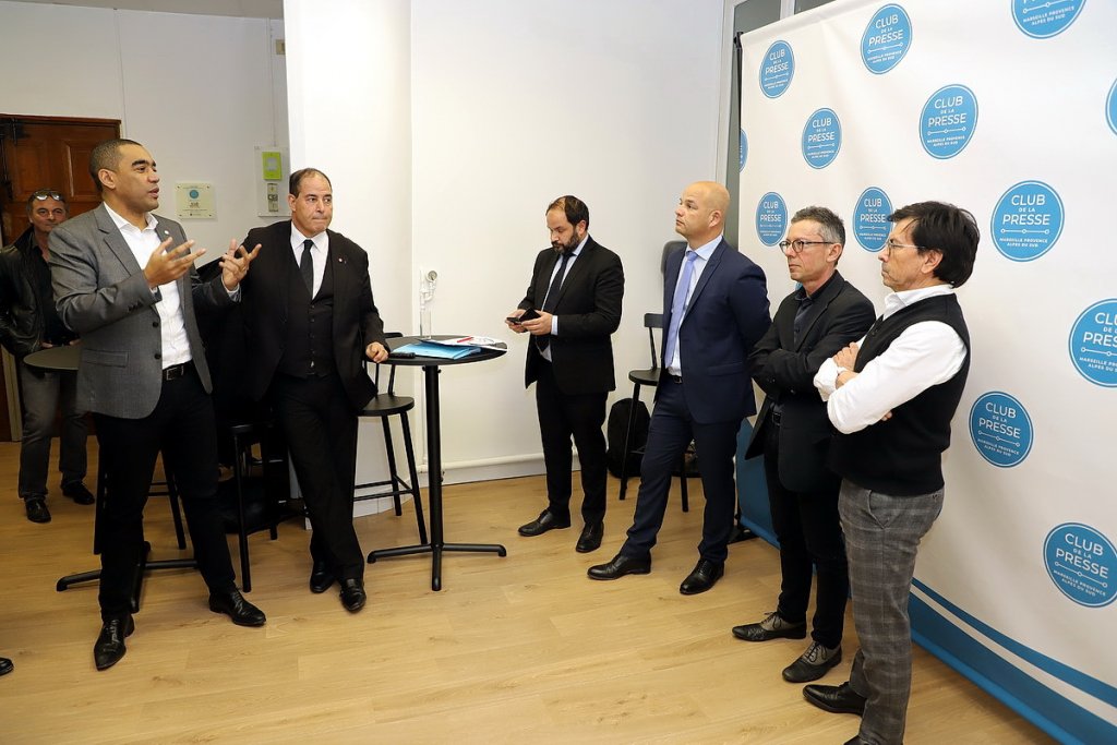 Les députés Saïd Ahamada (LREM), Mohamed Laqhila (MoDem) invités par Yann Arnoux-Pollak, Lionel Canesi, Thierry Desruelles,Stéphane Pichon