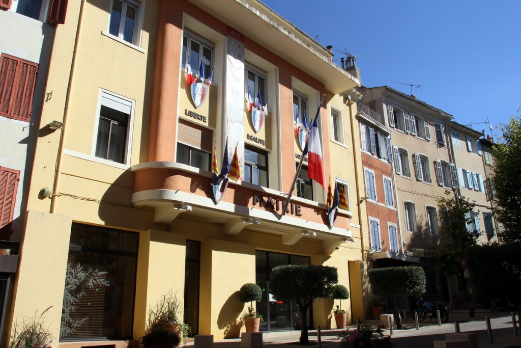 Sept listes sont en lice pour la Mairie d'Aubagne (Photo Robert Poulain)