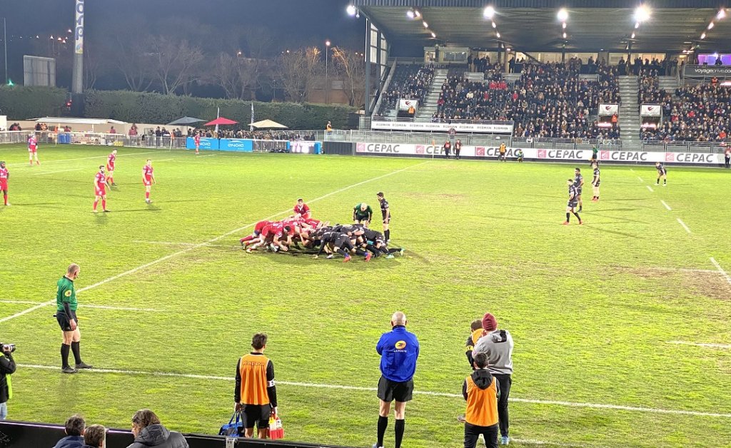 La mêlée provençale a tenu la distance, vendredi face à Aurillac. Photo M.E.