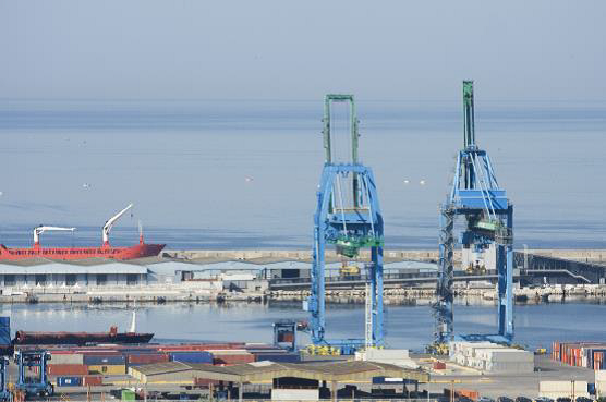 le Port de Marseille Fos © Adobe Stock