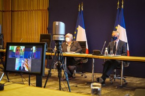 Visioconférence avec Bruno Lemaire Jacqueline Gourault, Agnès Pannier-Runacher, ministre déléguée chargée de l’Industrie et Renaud Muselier ©gouvernement