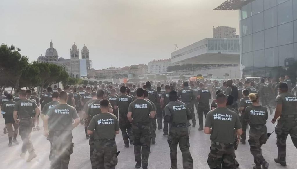 Cross solidaire dans Marseille ©Armée de terre