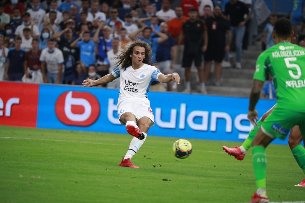 23e minute de jeu : Matteo Guendouzi ouvre le score d’une frappe puissante ( Photo Wallis. fr/ Laurent Saccomano)