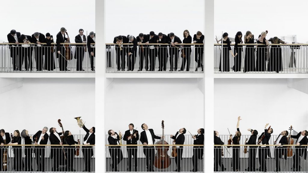 Renaud Capuçon et l'Orchestre de chambre de lausanne dont il a pris la direction ©Les théâtres/FédéralStudio