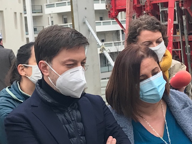 Benoît Payan, maire de Marseille en visite sur le chantier du groupe scolaire Saint-Louis © Joël BARCY