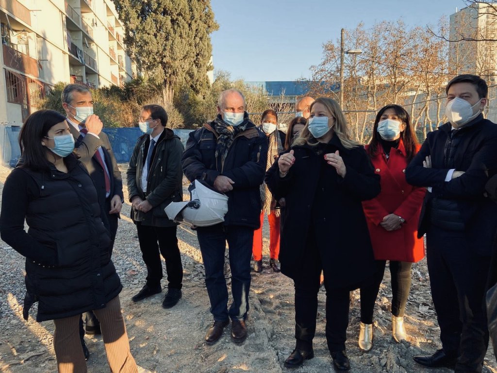 Visite du quartier de la Busserine avec Benoît Payan , Samia Ghali , Denis Rossi et Marion Bareille pour constater l’avancée du projet de rénovation urbaine ©DR