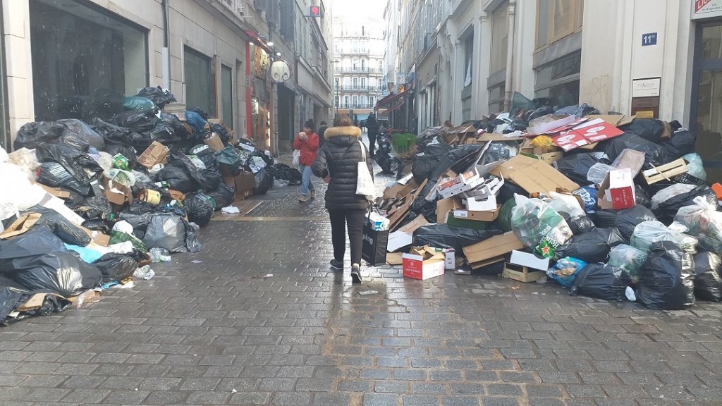 Marseille sans poubelles "plus belle la Ville'" © Patricia Maillé-Caire