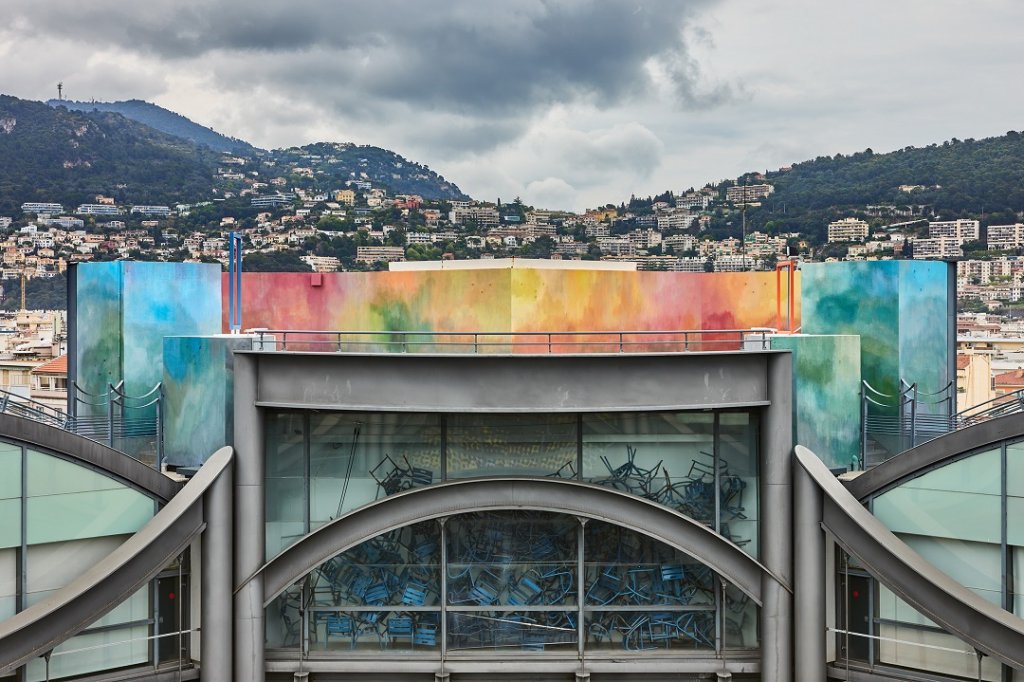 l’intervention picturale Ville Songe de Flora Moscovici sur le toit terrasse du Mamac ©Jean-Christophe Lett