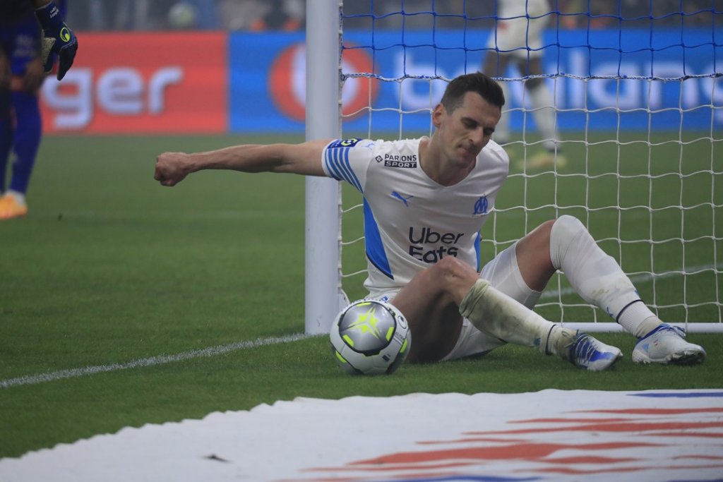 Arkadiusz Milik est en colère car il a raté une belle occasion d’ouvrir le score en première mi-temps (Photo Laurent Saccomano/Wallis.fr)