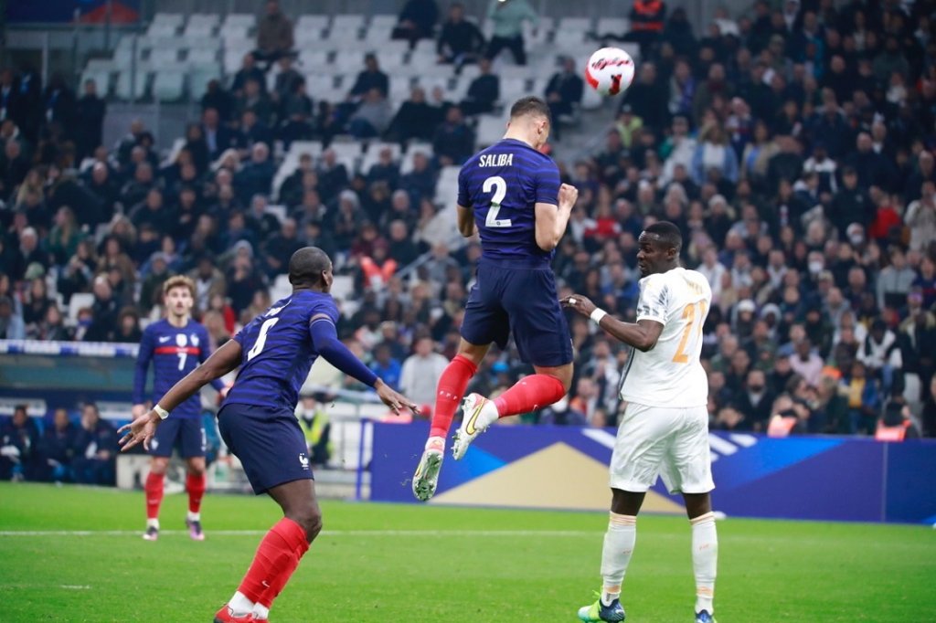 William Saliba a remplacé Raphaël Varane blessé à l’heure de jeu (Photo Laurent Saccomano/ Wallis. fr)