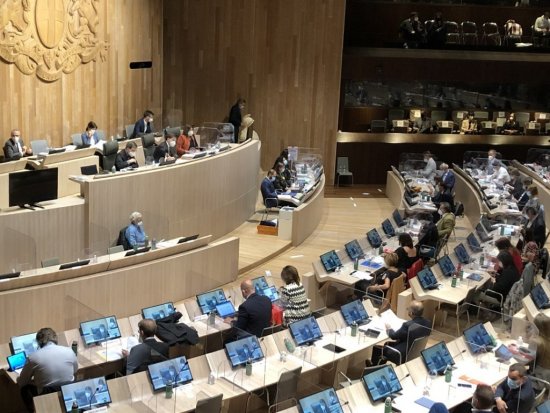 Le conseil municipal de Marseille (Photo Mireille Bianciotto)