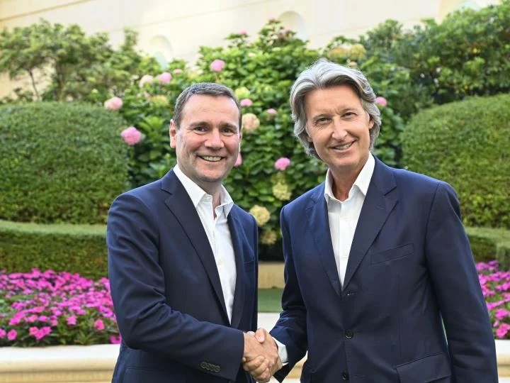 Alexandre Ricard et Jean-Charles Decaux ont signé une alliance technologique ©Pernod Ricard