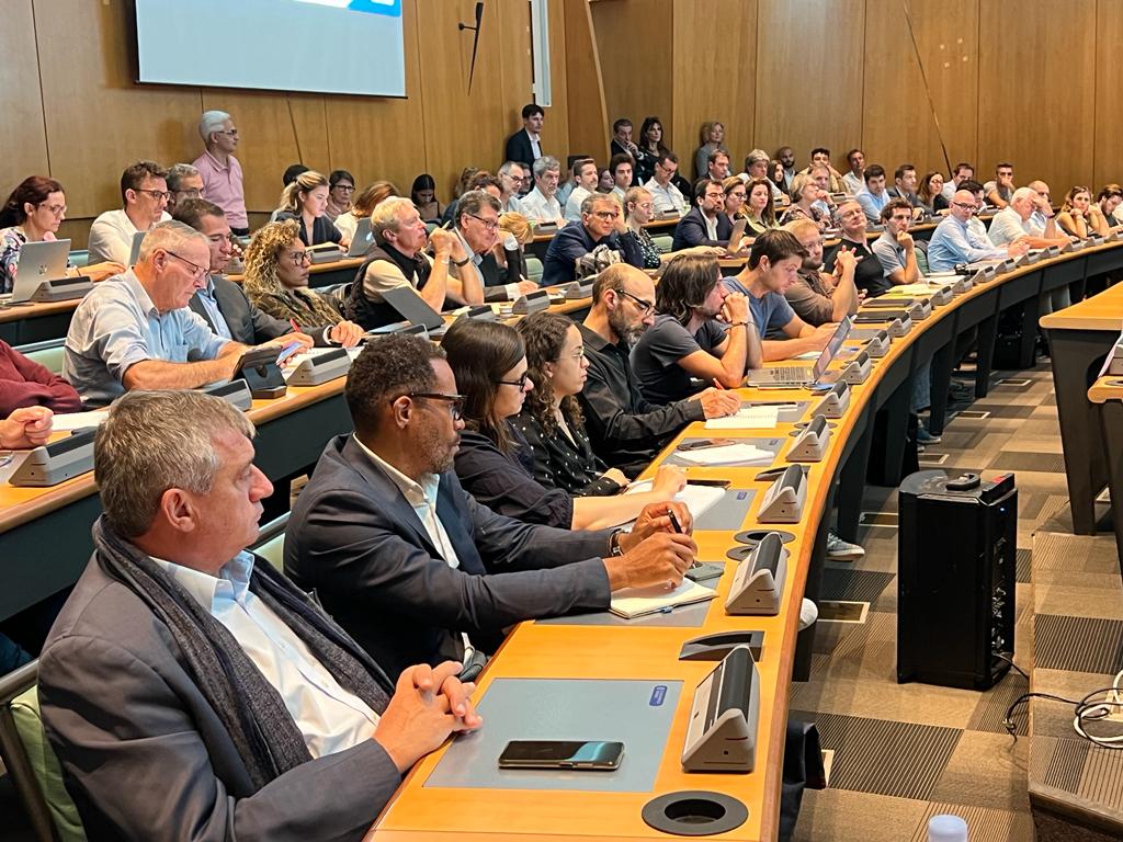 Présentation des dispositifs de soutien et des solutions pour faire face à la crise de l'énergie à la CCIAMP (Photo Joël Barcy)