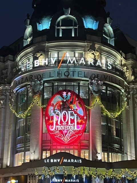 Noël en Provence en haut de l'affiche à Paris (Photo Joël Barcy)